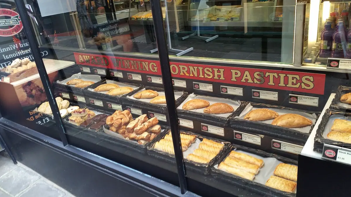 Middle Eastern Bakery bakes